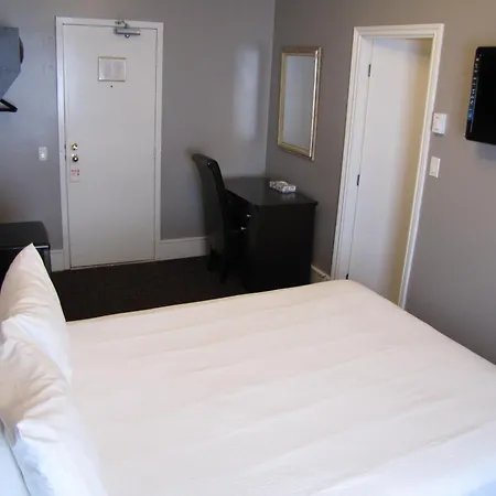 Barclay Hotel-2