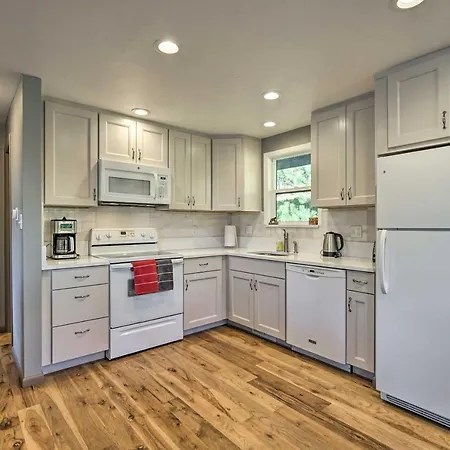 Luxe Updated Home W/ Grill + Hot Tub: 4 Mi To Rmnp-2
