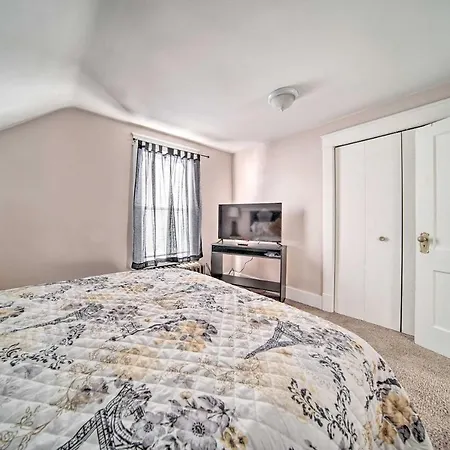 Idyllic Erie Home Less Than 3 Mi To Dtwn Attractions!-2