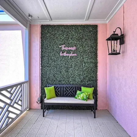 Room 4 Oleander Hotel Downtown Galveston Hotel Near Cruise Terminal & Beach-2