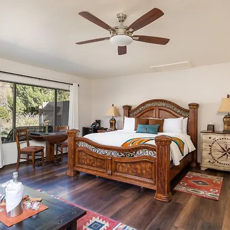 Whispering Creek Bed & Breakfast-3