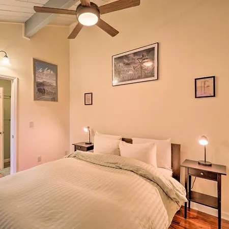 Cozy Condo - Walk To Resort, 9 Mi To Sugar Mtn!-3