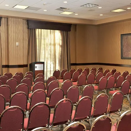 Embassy Suites Des Moines Downtown-2