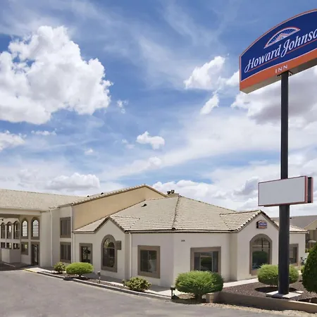 Howard Johnson By Wyndham Holbrook-2