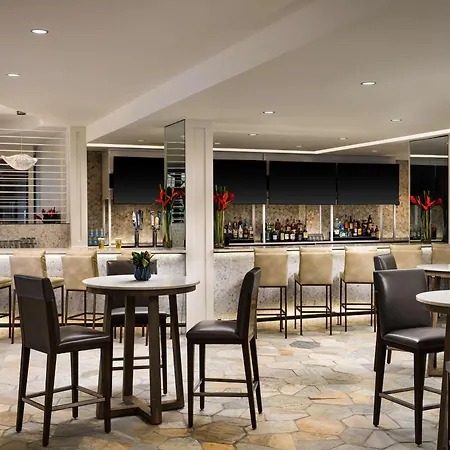 Hilton Garden Inn Cocoa Beach-Oceanfront, Fl-3