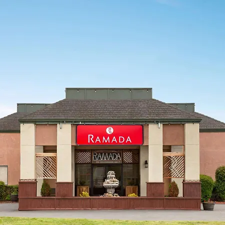Ramada By Wyndham Arcata-3