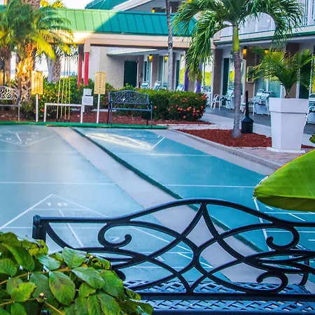 Wyndham Garden Fort Myers Beach-3