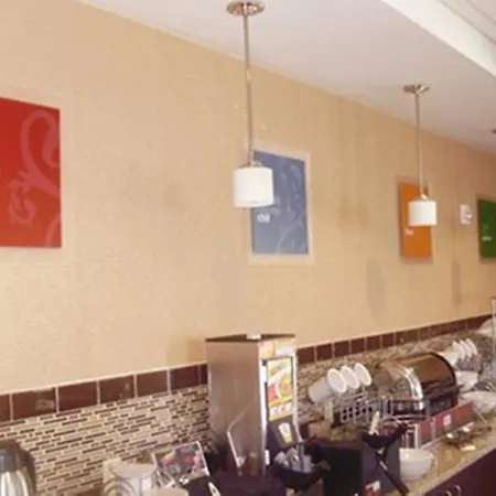 Comfort Inn & Suites Dothan East-3