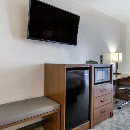 Best Western Plus Lake Front Hotel-2
