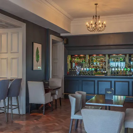 Bunratty Castle Hotel & Leisure Club, BW Premier Collection-3