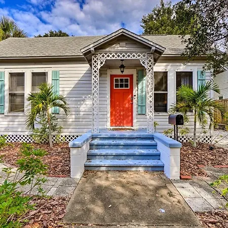 Historic Tarpon Springs Abode ~ 3 Mi To Beach-2