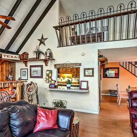 A-Frame Ruidoso Retreat W/ Deck, Grill & Views!-2