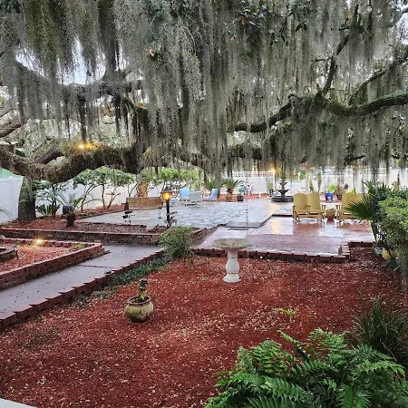 Tybee Island Inn Bed & Breakfast-2