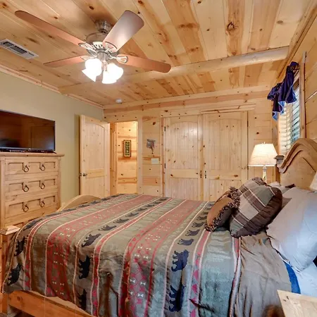 Broken Bow Cabin With Hot Tub And Deck - 4 Mi To Lake!-3