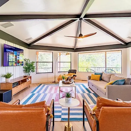 Secluded Mtn Top Family Haven W/Views Spa & Arcade-2