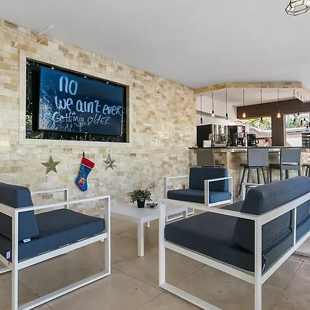 Deco Boutique Hotel-3