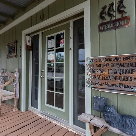 Sagebrush Inn-2