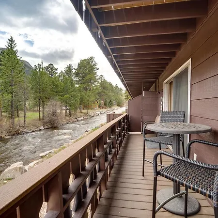 Riverfront Condo Near Downtown Estes Park!-2