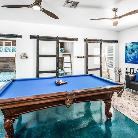 The Blue Fin House! Pool Table, Ocean View & Boardwalk To Beach-2