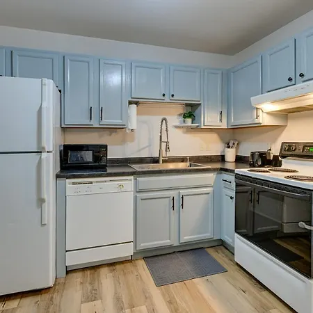 Dog-Friendly Baraboo Vacation Rental W/ Yard!-2