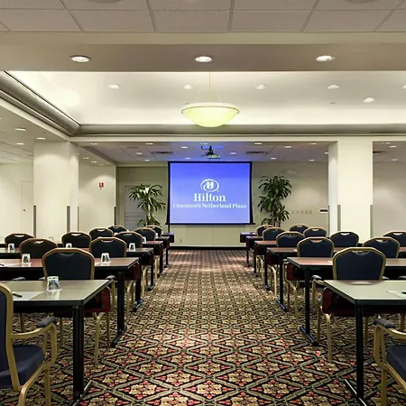 Hilton Cincinnati Netherland Plaza-3