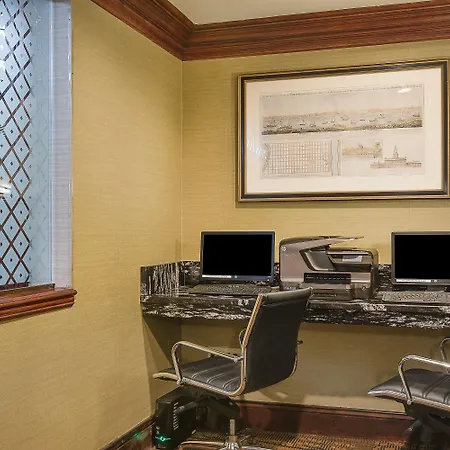 Holiday Inn Express Philadelphia-Midtown By Ihg-2
