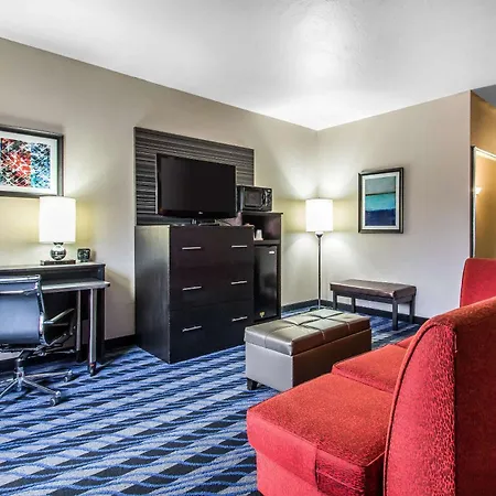 Comfort Suites Fairgrounds West-2