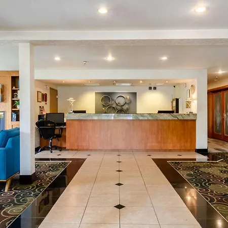 Guesthouse Inn & Suites Poulsbo-3