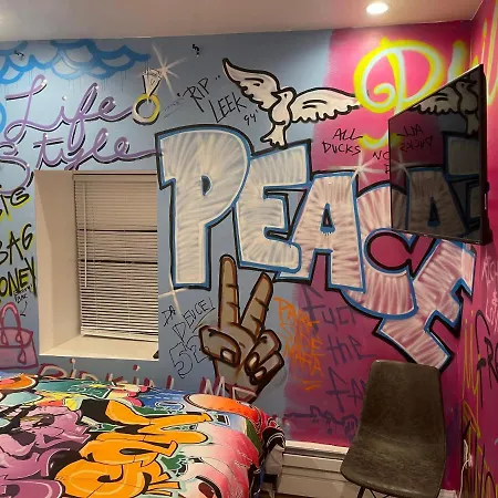 Art Deco Graffiti Suite-3
