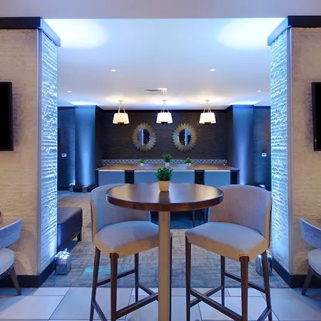 Embassy Suites By Hilton Jacksonville Baymeadows-3