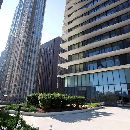 Radisson Blu Aqua Hotel, Chicago-2