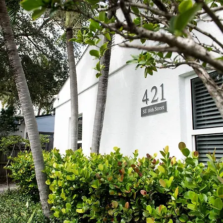 The Lauderdale Boutique Hotel-2