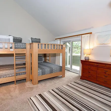 Topnotch Resort-2
