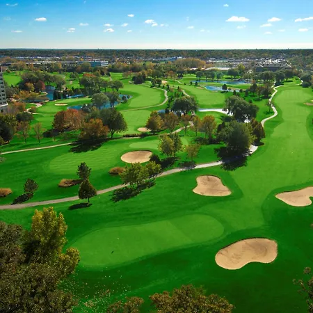 Hilton Chicago Oak Brook Hills Resort & Conference Center-3