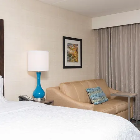 Hampton Inn Bloomington-3