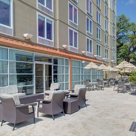 Doubletree By Hilton Biloxi-3