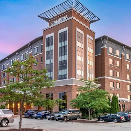 Cambria Hotel Madison East-2