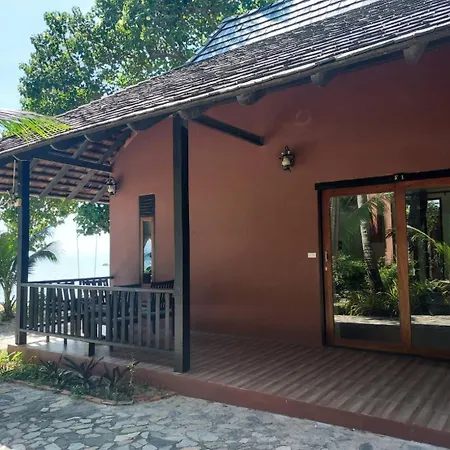 Beach Club Koh Tao-3
