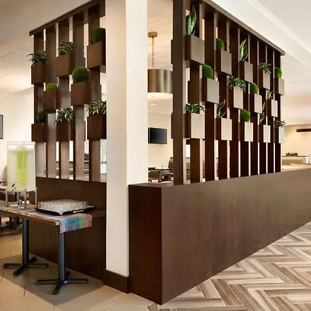 Embassy Suites By Hilton San Antonio Landmark-2