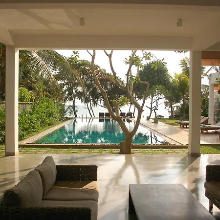 Roman Beach Hotel-3