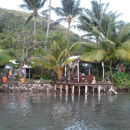 Bora Bora Bungalove-2