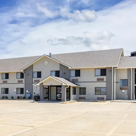 Sleep Inn & Suites Salina I-135-2