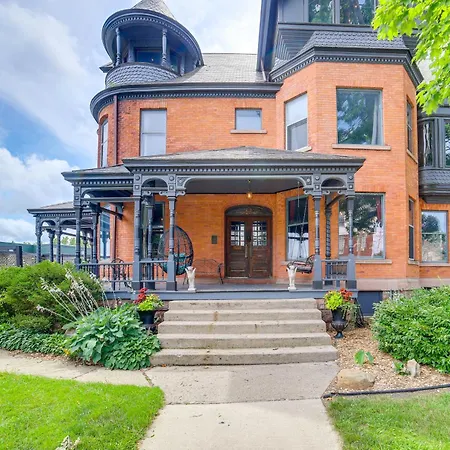 Stunning Historic Home With Original Features!-2