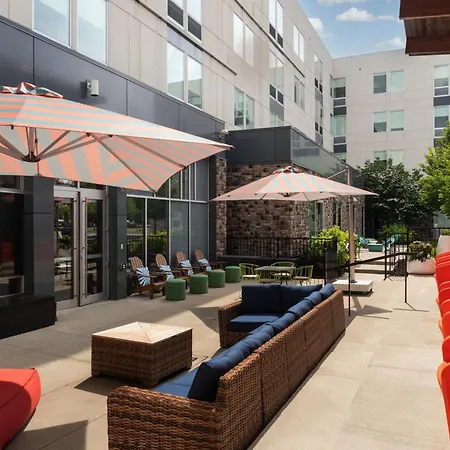 Aloft By Marriott Cleveland Beachwood-3