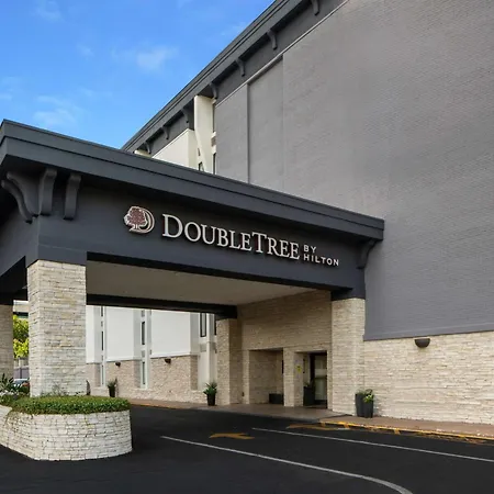 Doubletree By Hilton Montgomery Downtown-3