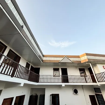 Hotel Sunny Cot - Free Mall Shuttle And Parking-3