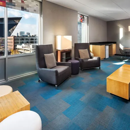 Aloft By Marriott Minneapolis-3