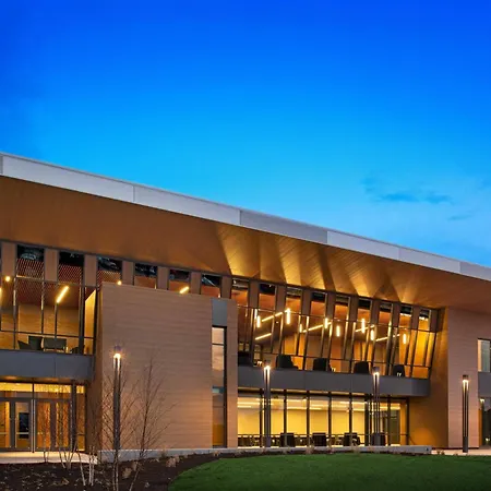Delta Hotels By Marriott Muskegon Convention Center-3
