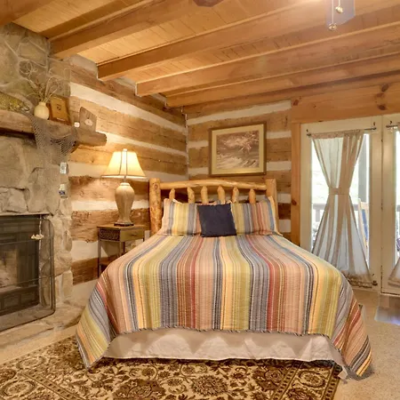 3 Mi To Nat'L Park: Townsend Apt On Little River!-3