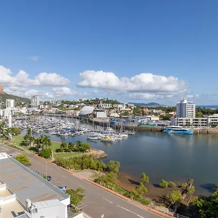 Oaks Townsville Hotel-3